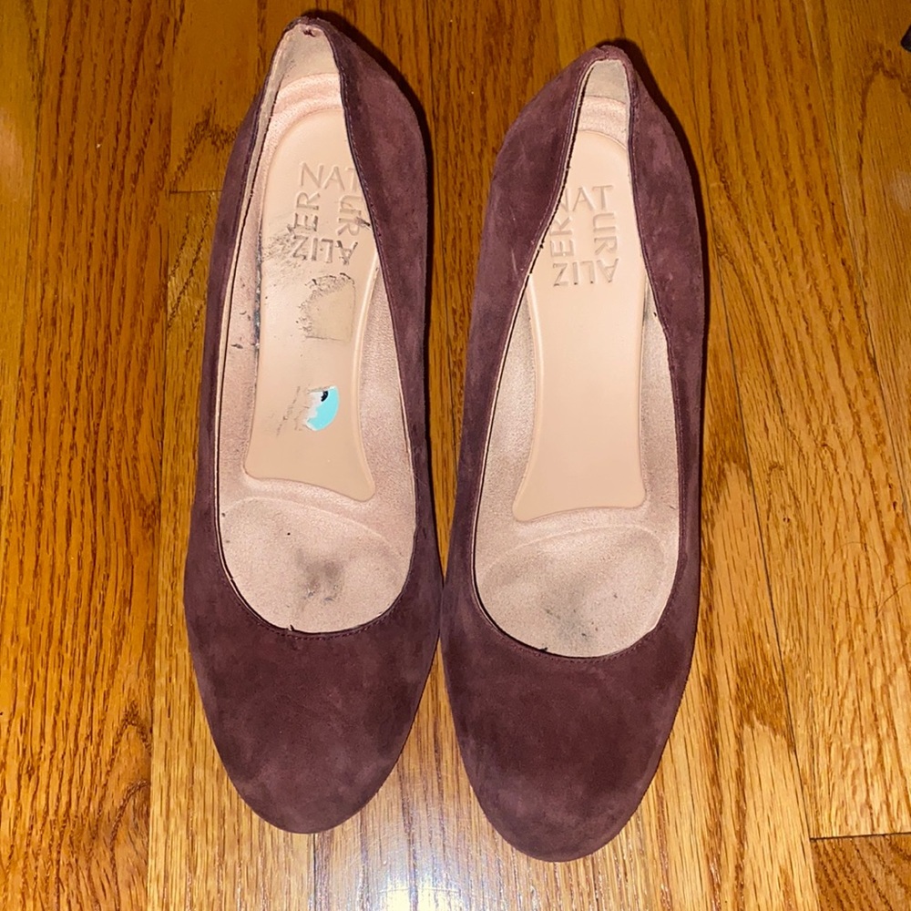 Naturalizer heels size 9